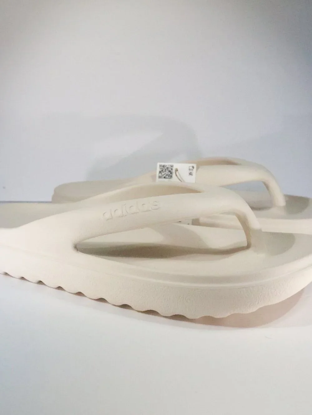 Adidas Adilette Lumia Slides Flip Flops White Unisex MEns Siz 11 Womens Size 12